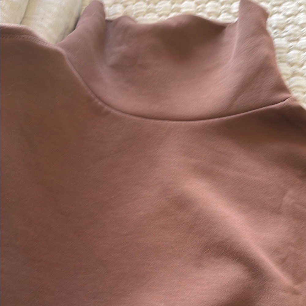 Women's Mauve Sleeveless Top - Brand Not Specified